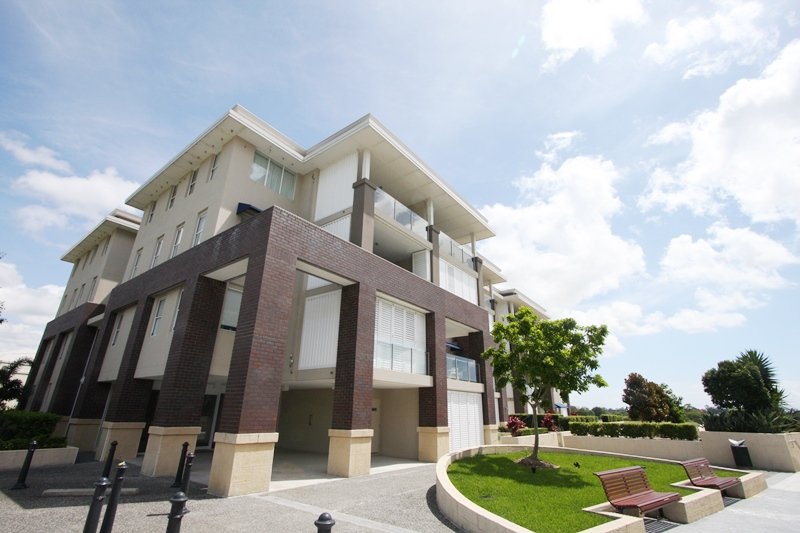 4039/3027 The Boulevard CARRARA 1