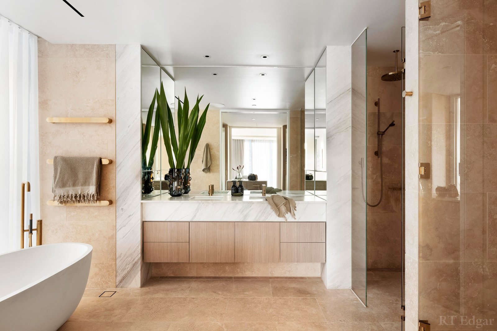 Real Estate and Property in 403G/14-16 Esplanade , St Kilda, VIC