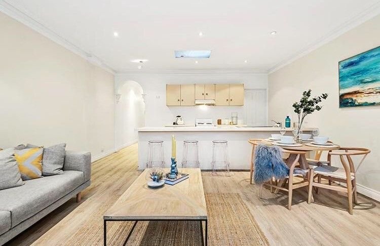 Gallery: 404 Bay Street