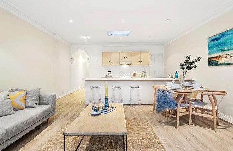 Gallery: 404 Bay Street