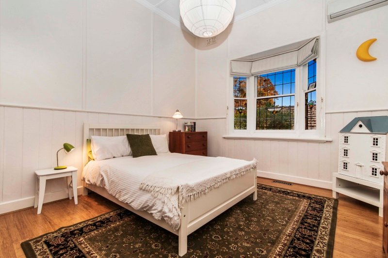 404 Napier Street WHITE HILLS 4