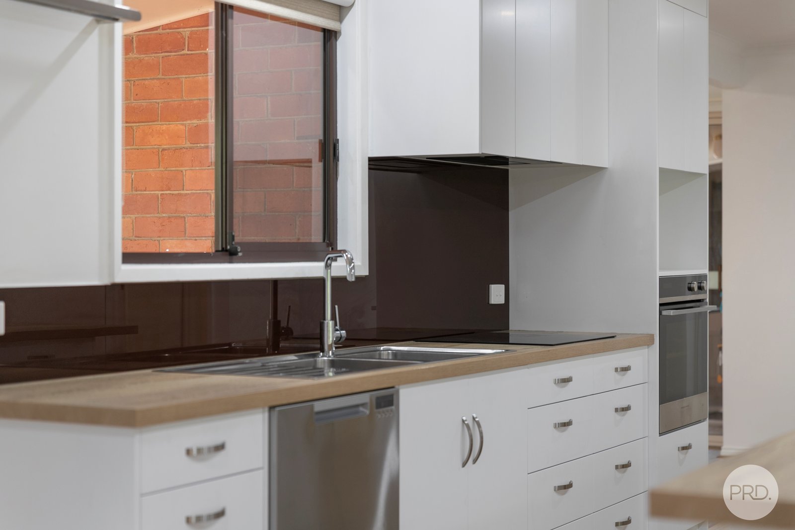 404 Simpson Street BUNINYONG 4