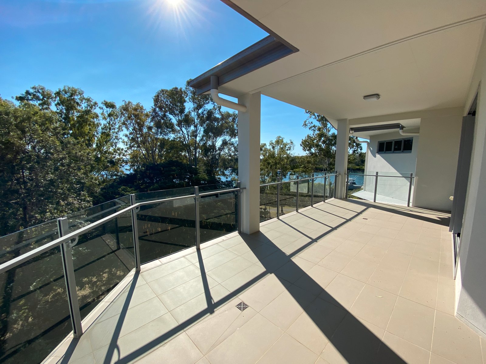 404/10 WYNDHAM Avenue BOYNE ISLAND 14
