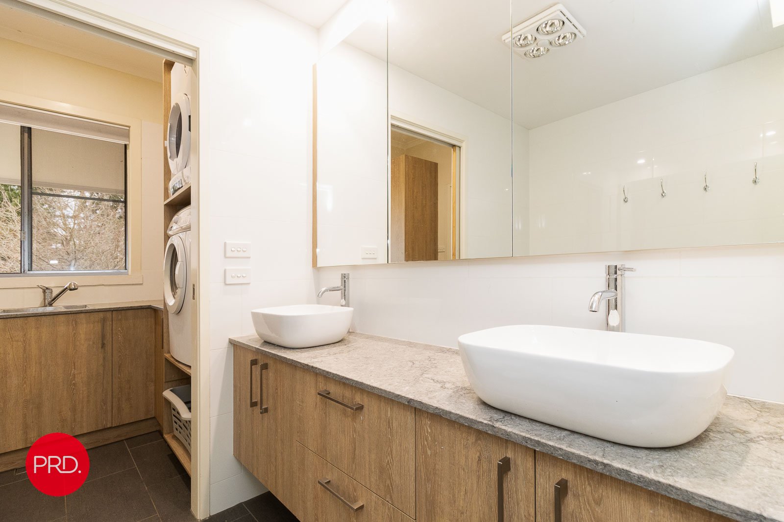 4042 Kings Highway BUNGENDORE 10