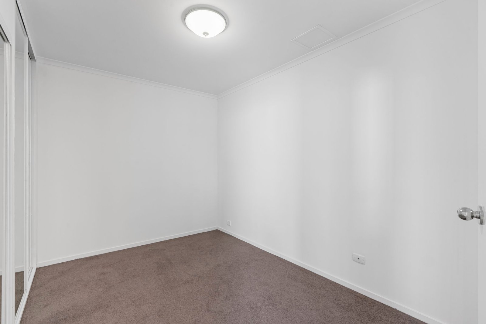 Gallery: 404/26 Queens Road