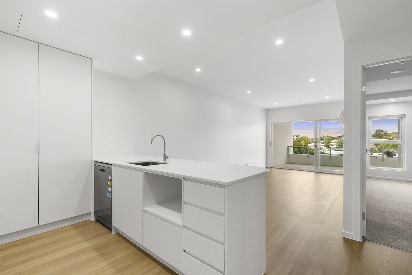 404/3 McConaghy Street MITCHELTON 5