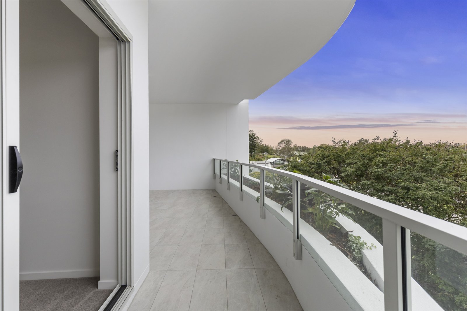 404/3 McConaghy Street MITCHELTON 9