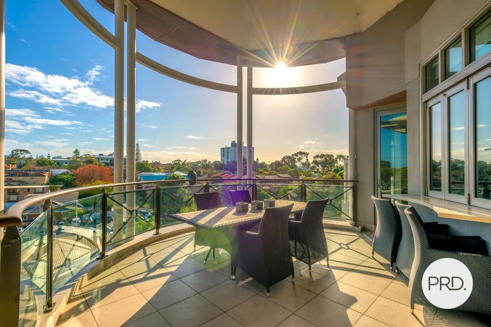 404/40 St Quentin Avenue CLAREMONT 1