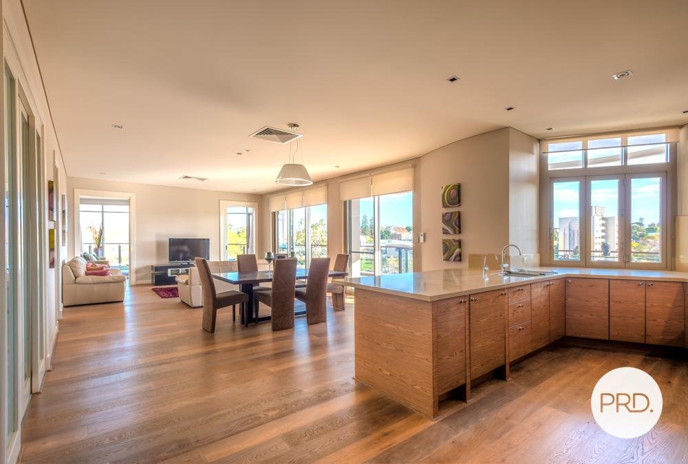 404/40 St Quentin Avenue CLAREMONT 7