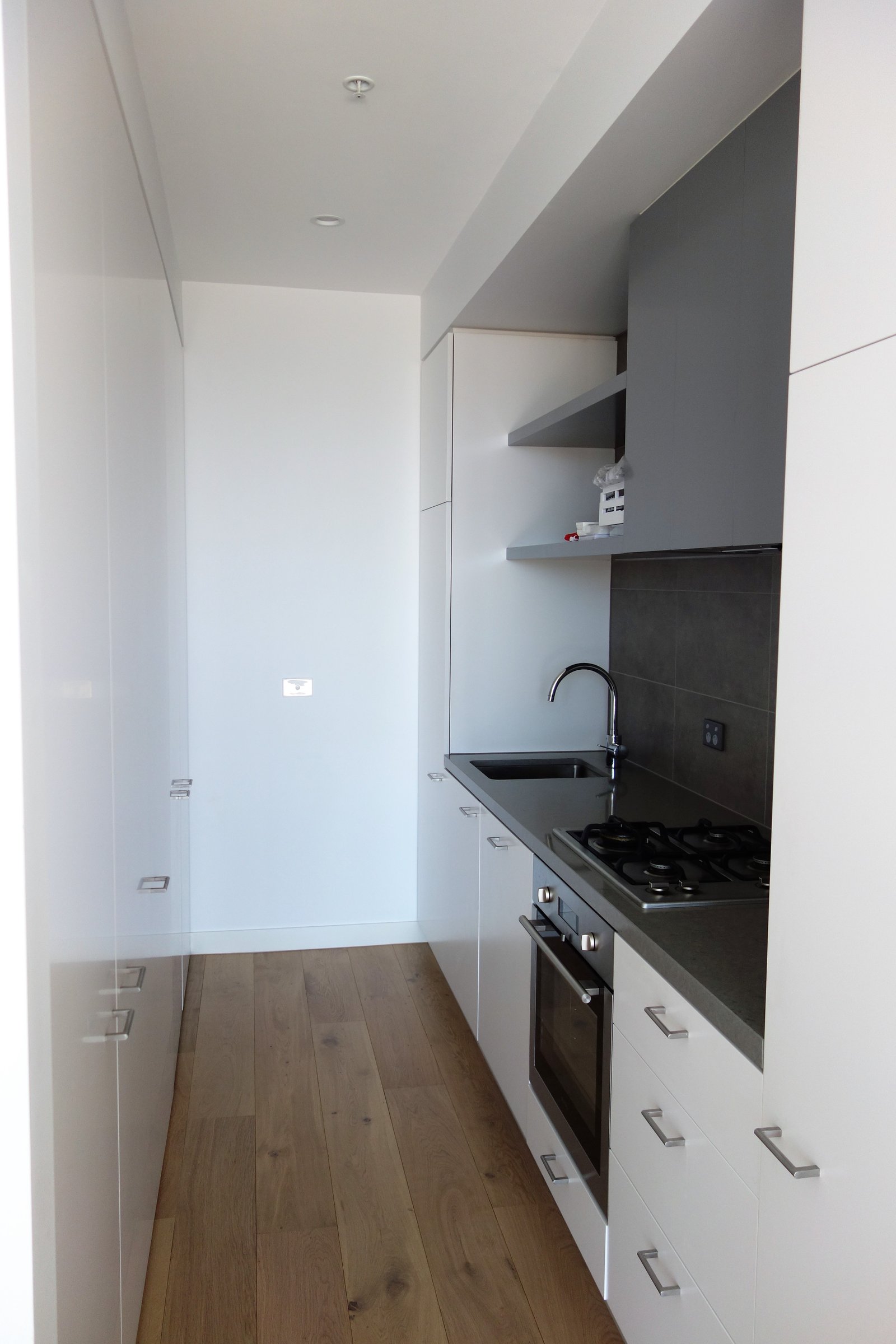 Gallery: 404/427 Hampton Street