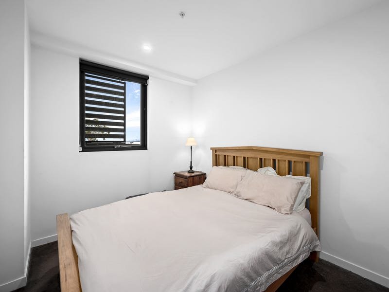 Real Estate and Property in 404/5 Sovereign Point Court, Doncaster, VIC