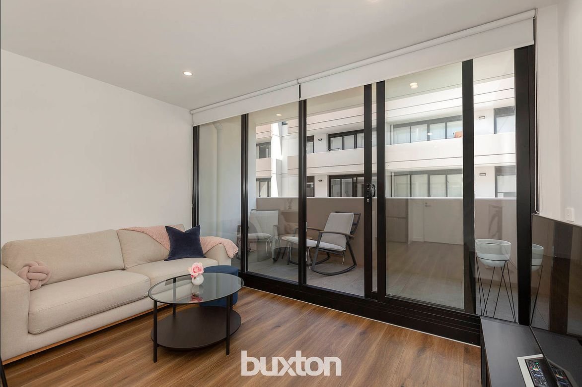 Gallery: 404/70 Batesford Road