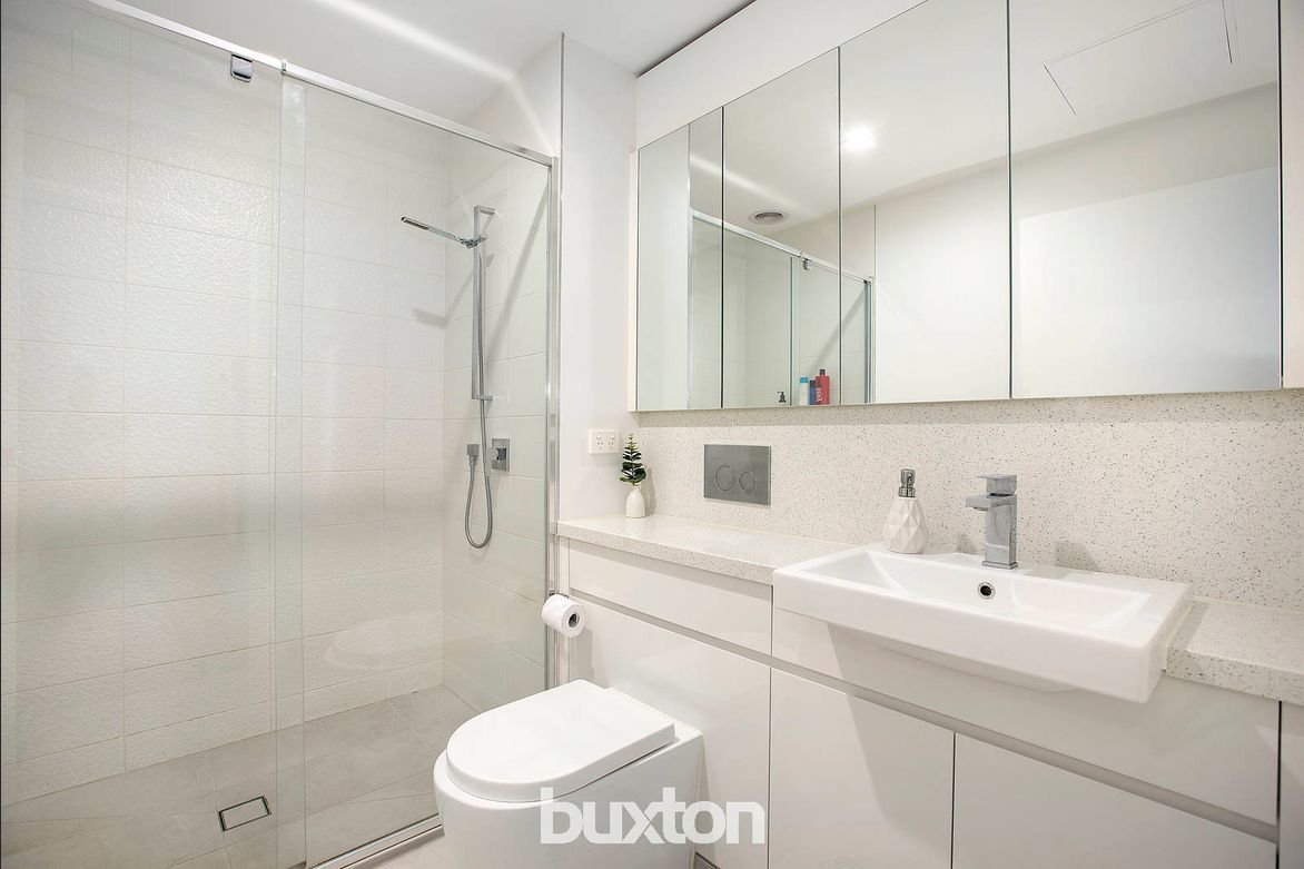 Gallery: 404/70 Batesford Road