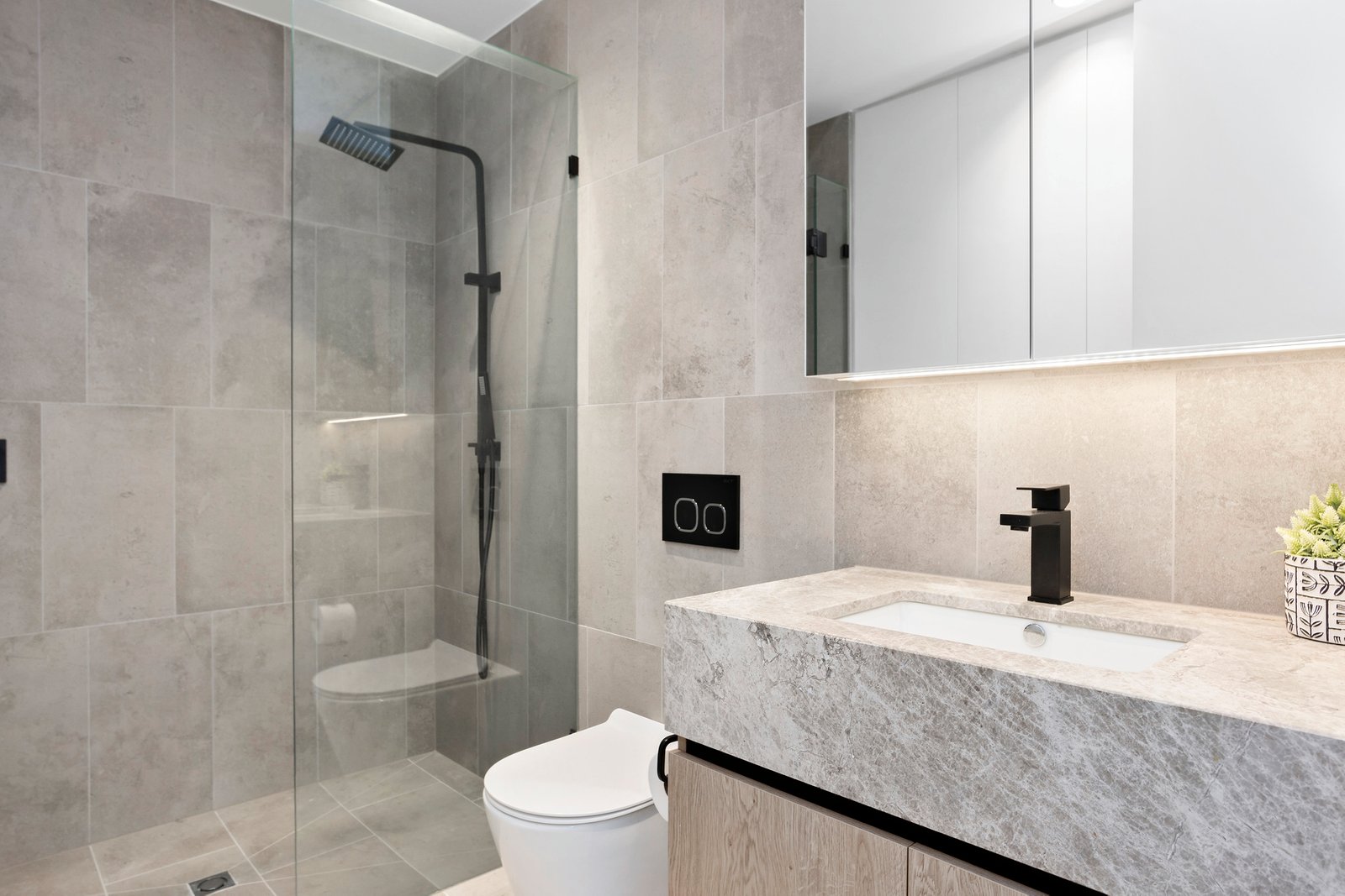 Real Estate and Property in 404/77 Hawthorn Road, Caulfield North, VIC