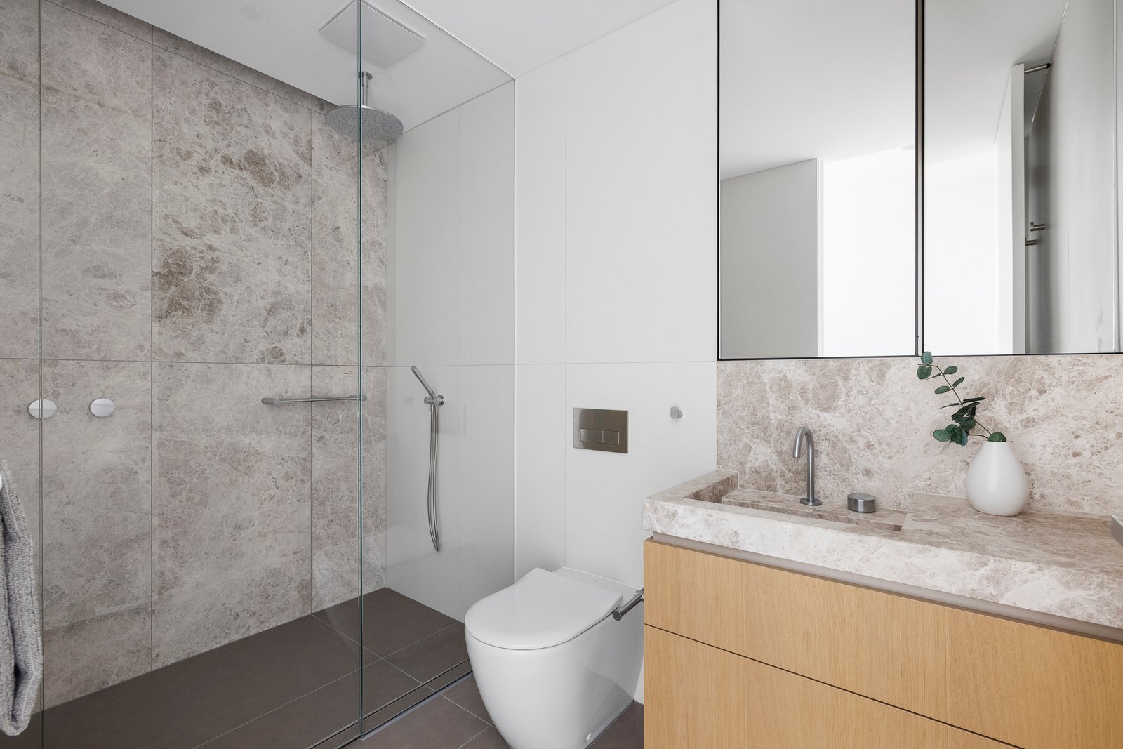 404/83 Bay Street, Brighton, 3186