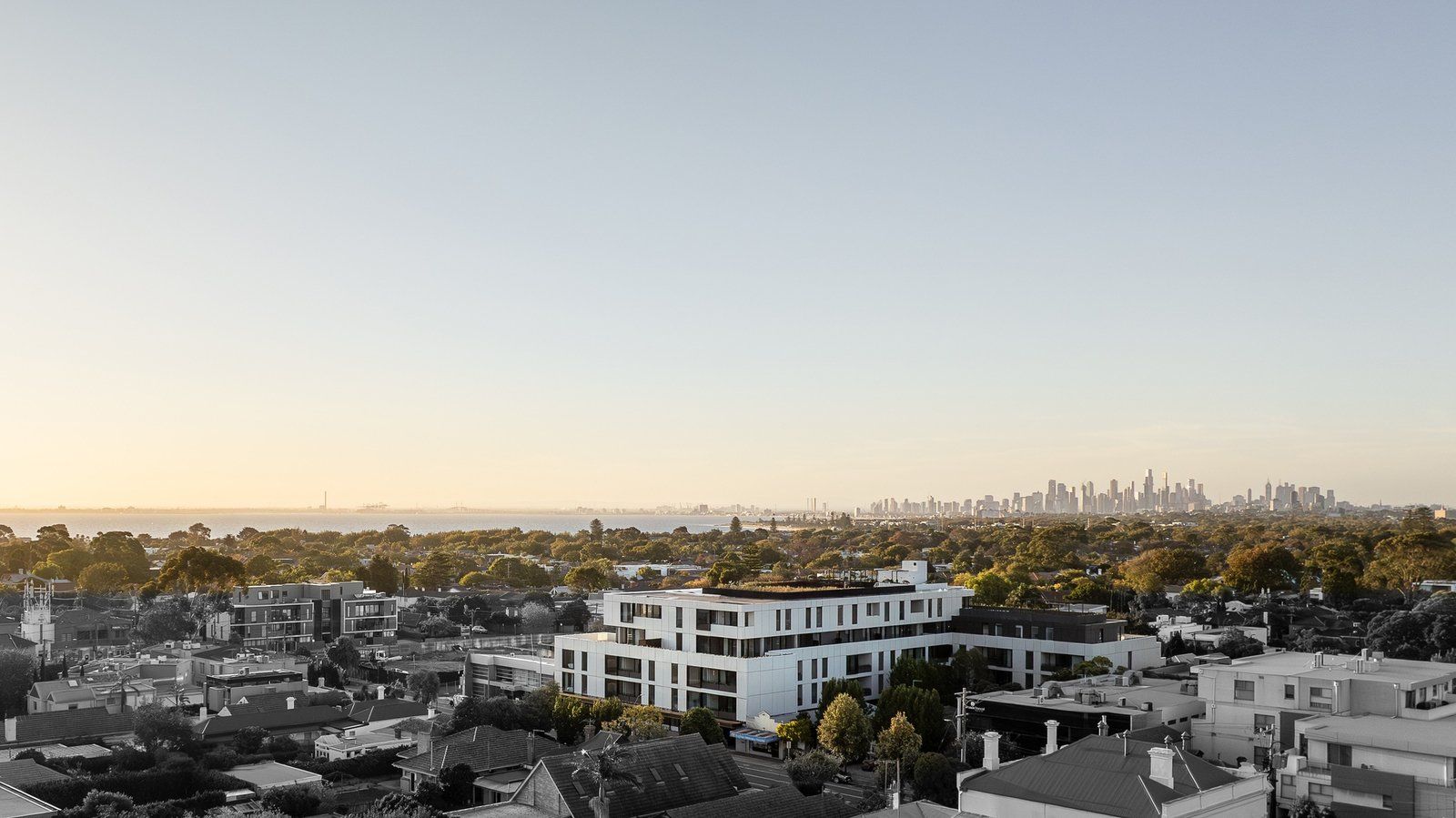 404/83 Bay Street, Brighton, 3186