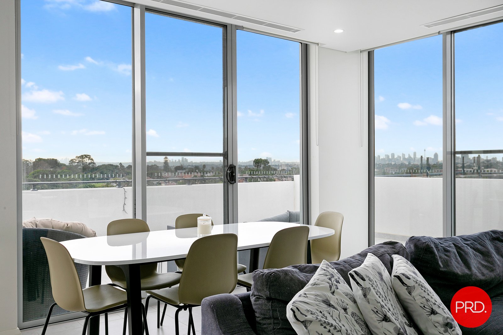 404/843 New Canterbury Rd  DULWICH HILL 13