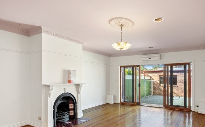 Gallery: 404A Drummond Street North