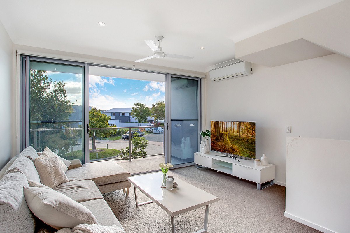 40/5074 Emerald Islands Drive CARRARA 2