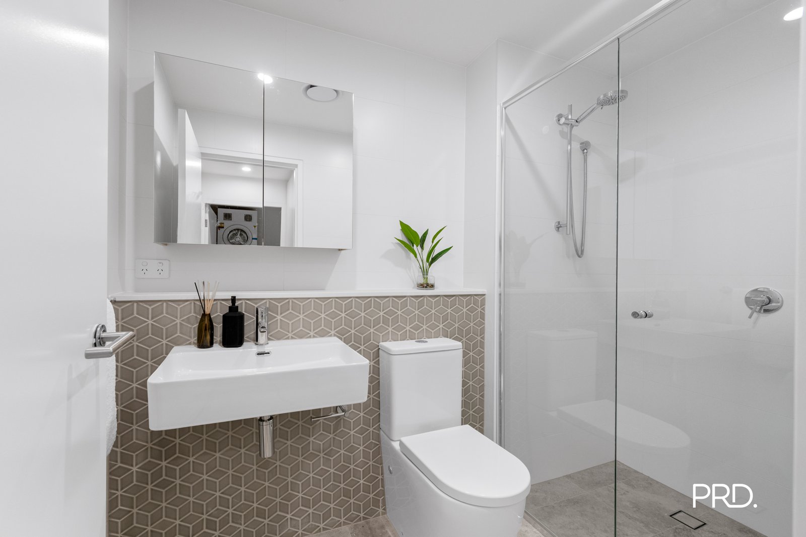 405/115-119 Derby Street PENRITH 12