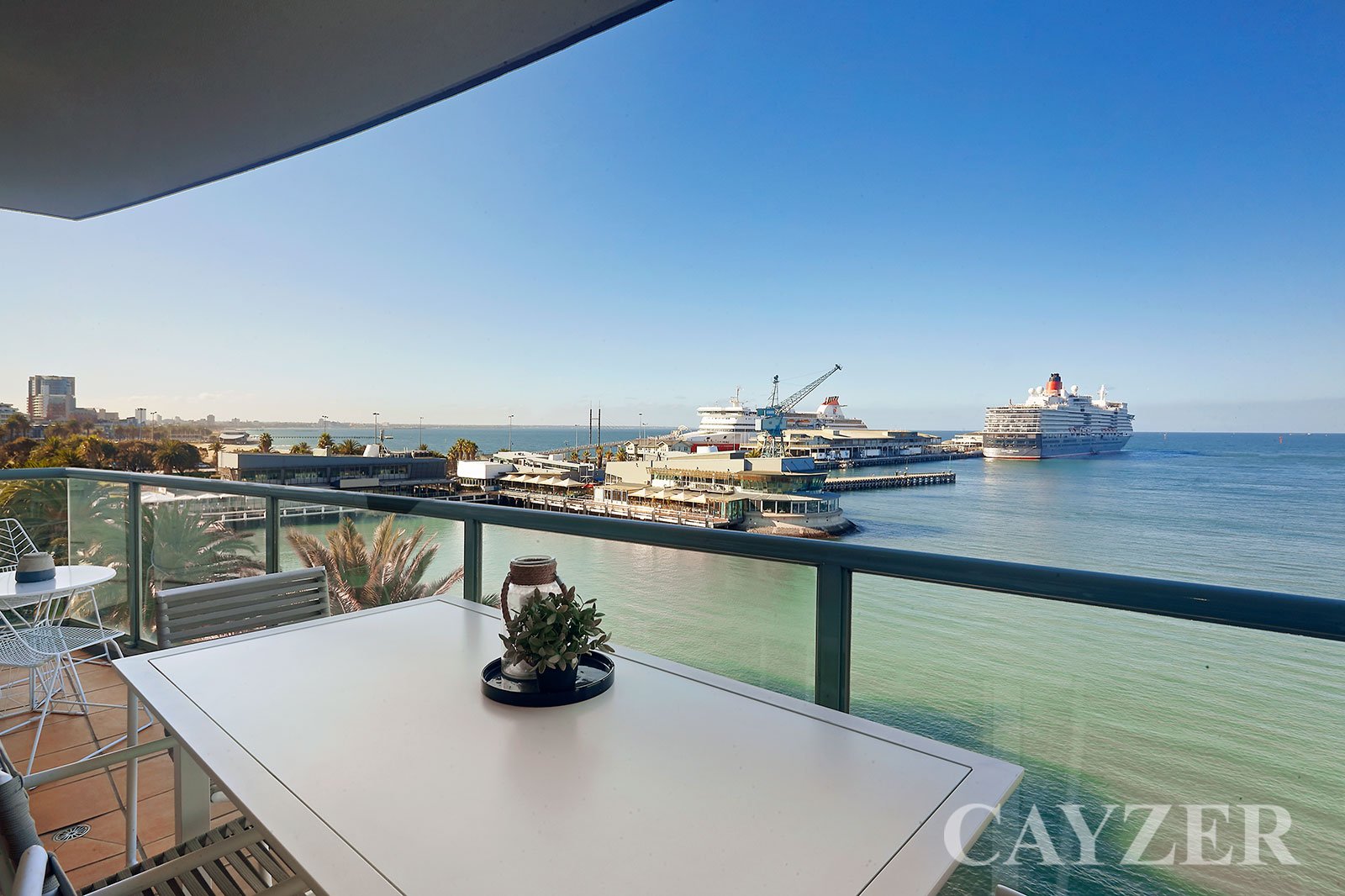 Gallery: 405/115 Beach Street