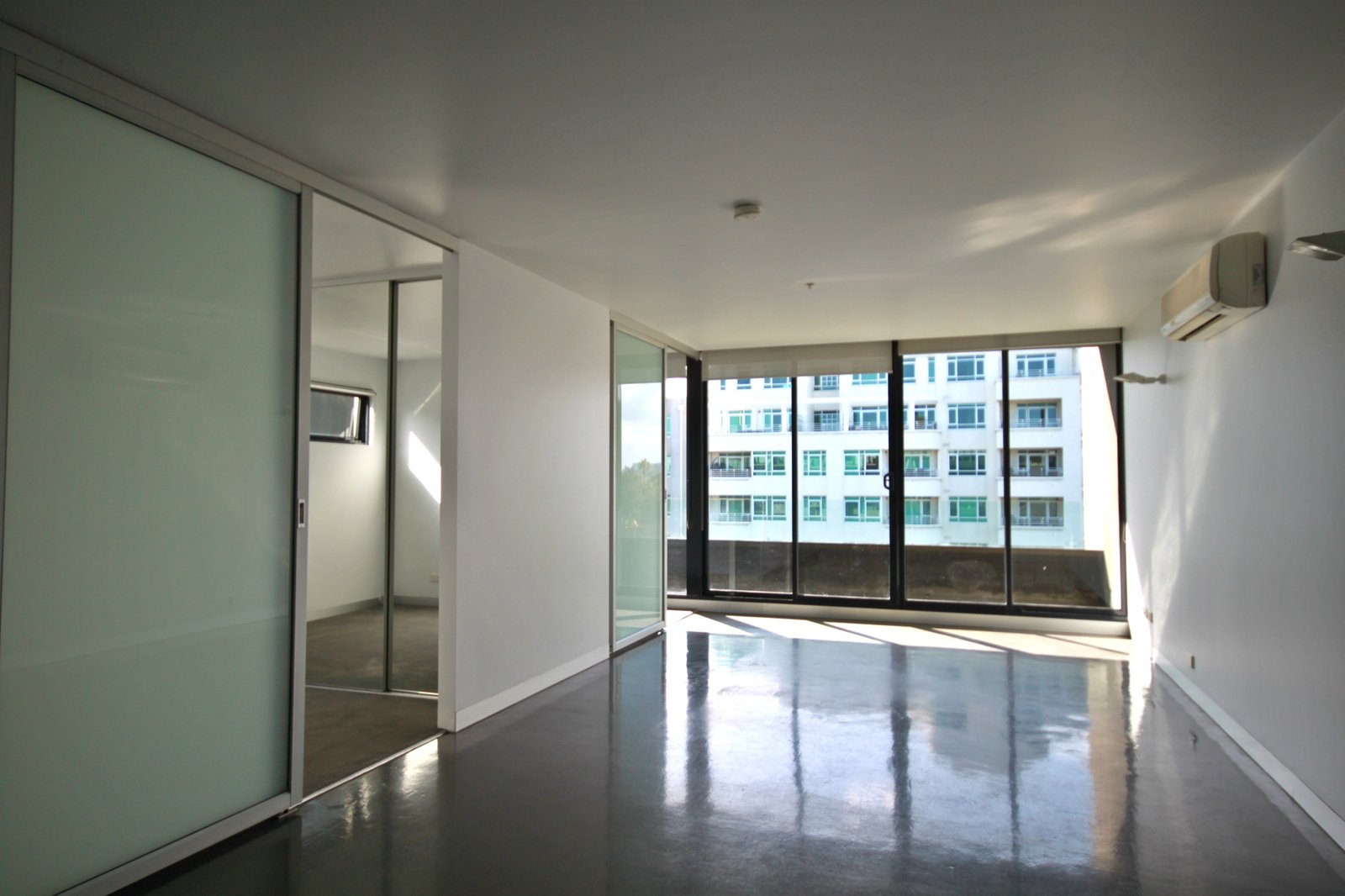Gallery: 405/25 Pickles Street