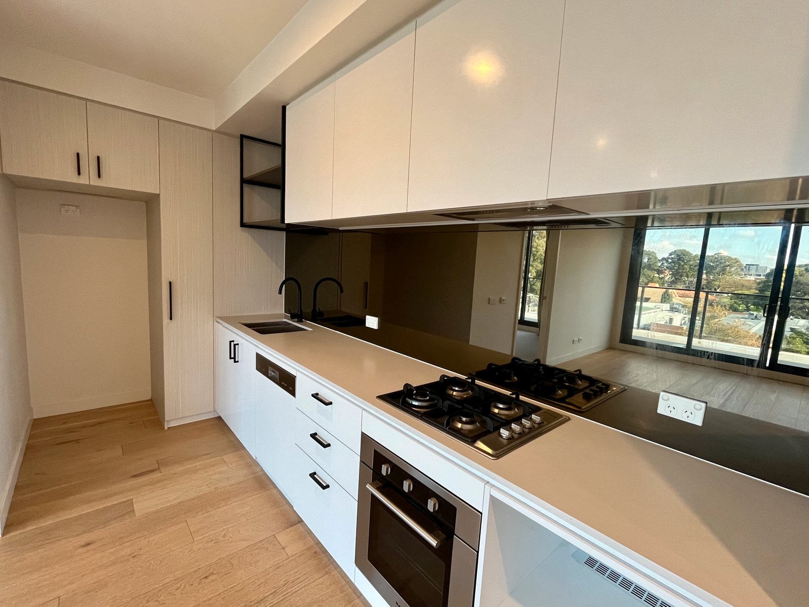 Gallery: 405/28 Swindon Road
