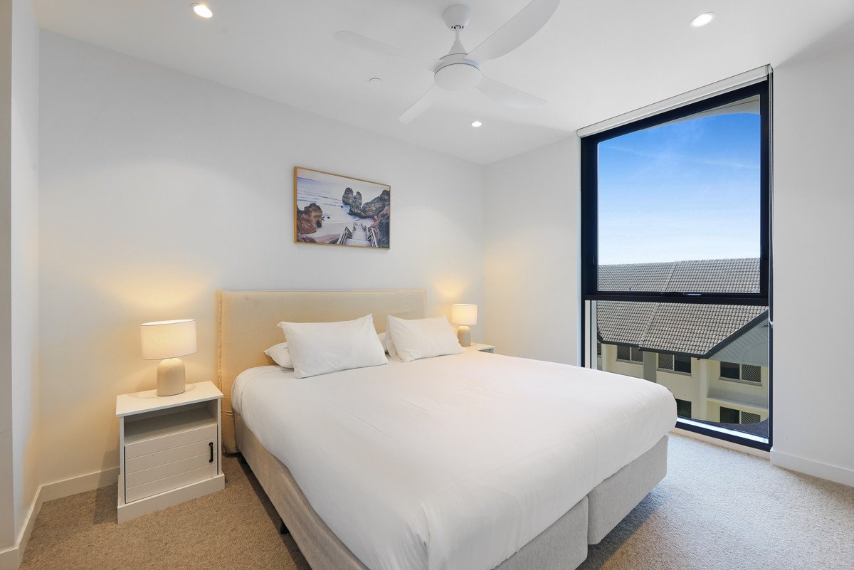 405/4 Seventeenth Avenue Palm Beach 12