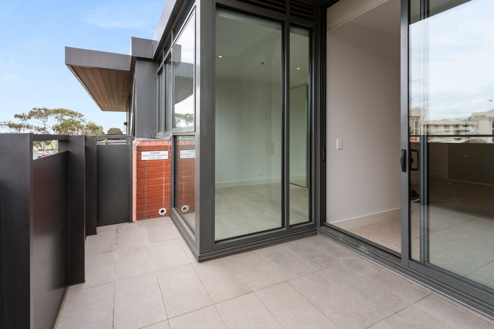 Gallery: 405/8 Station Street