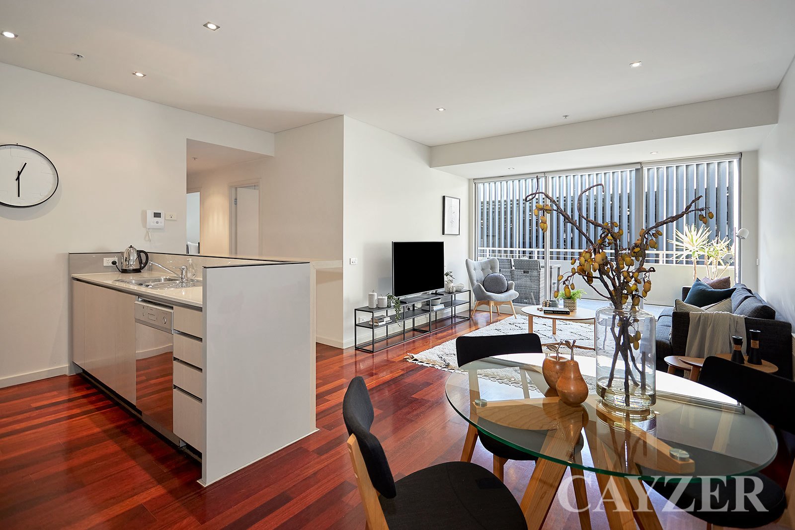 Gallery: 405G/93 Dow Street