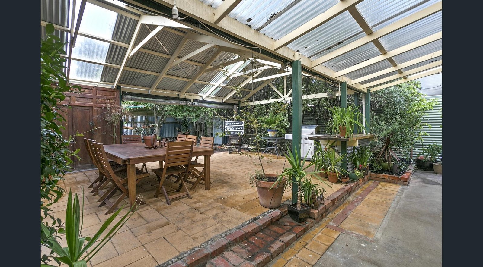 406 Macarthur Street SOLDIERS HILL 9