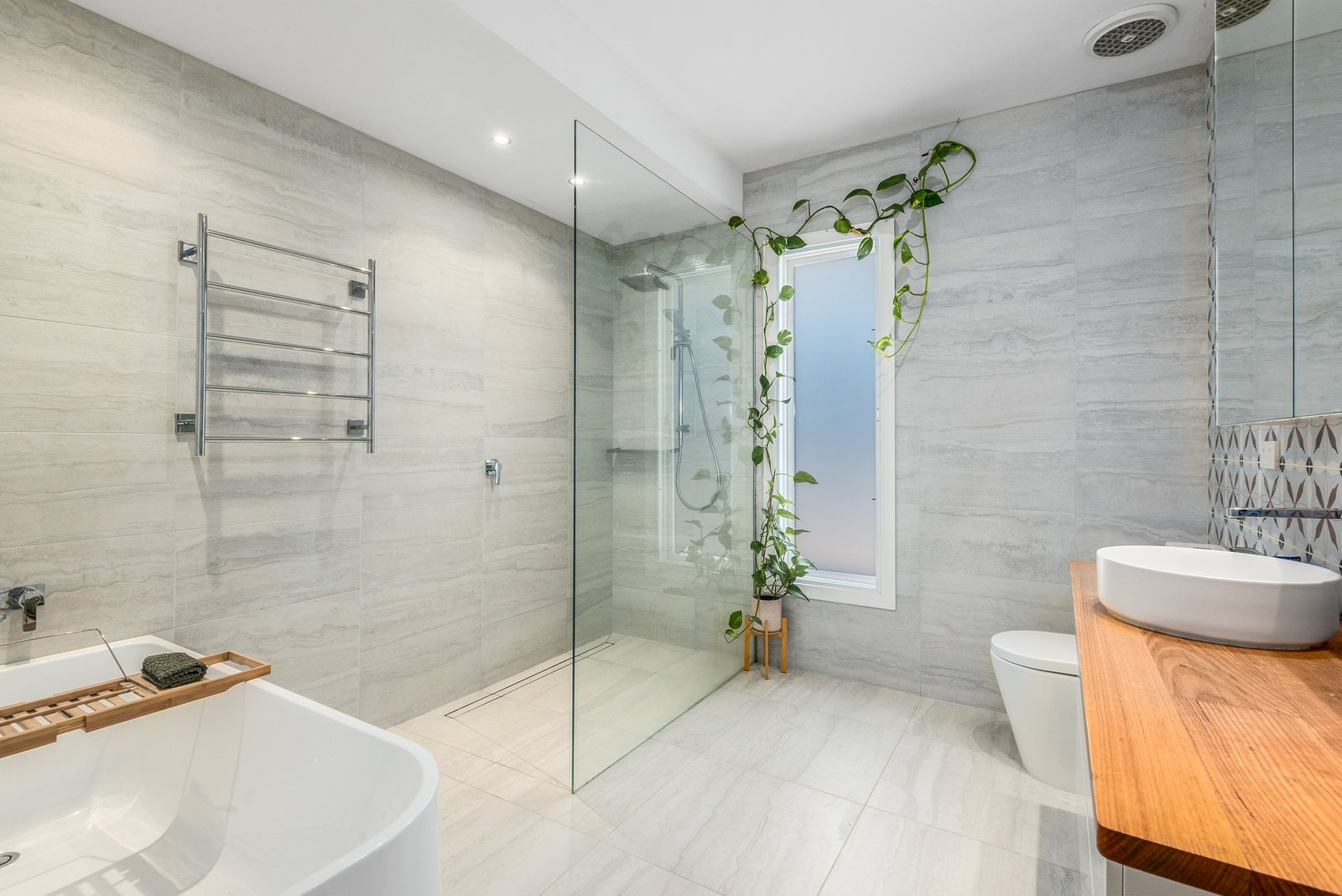 Gallery: 406 Myers Street
