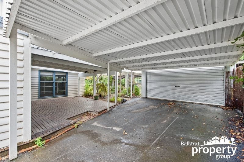 Gallery: 406 Raglan Street South
