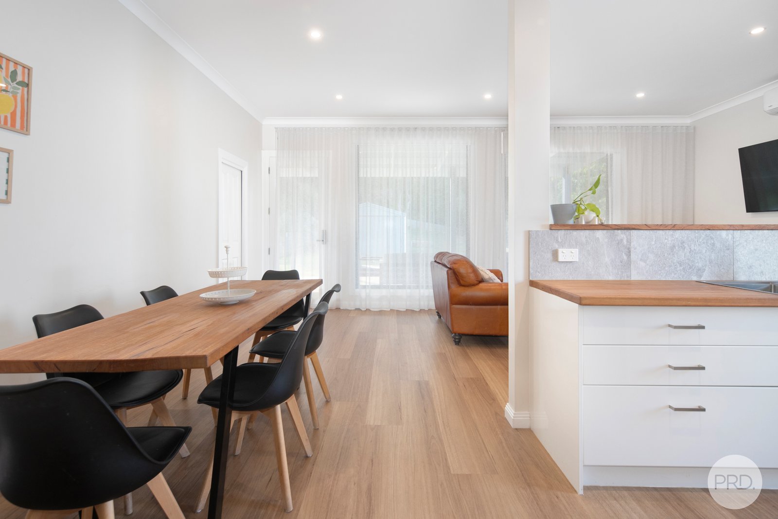 406 Sherrard Street BLACK HILL 6