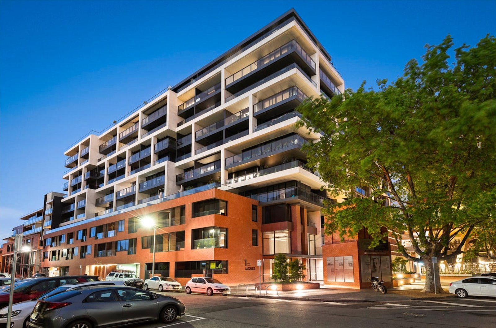 Gallery: 406/1 Dyer Street
