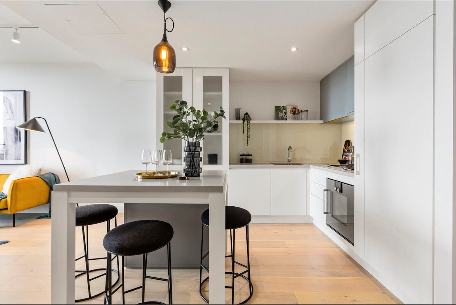 Gallery: 406/1 Dyer Street