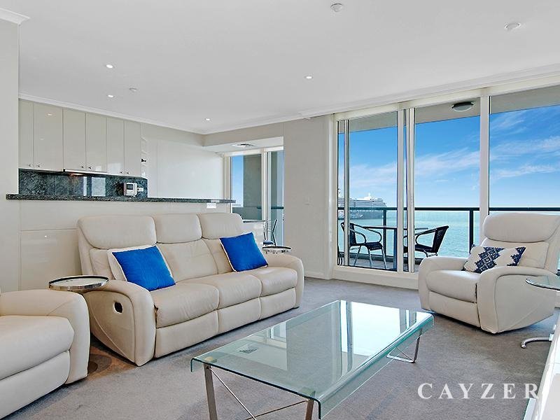 Gallery: 406/127 Beach Street