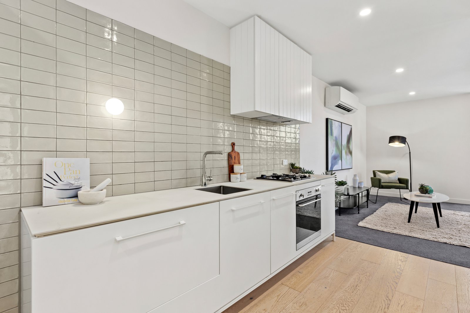 Gallery: 406/167 Gladstone Street