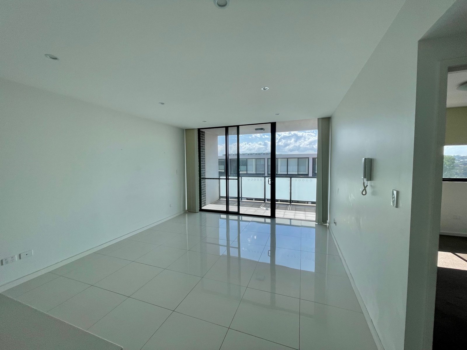 406/187 Rocky Point Road RAMSGATE 3