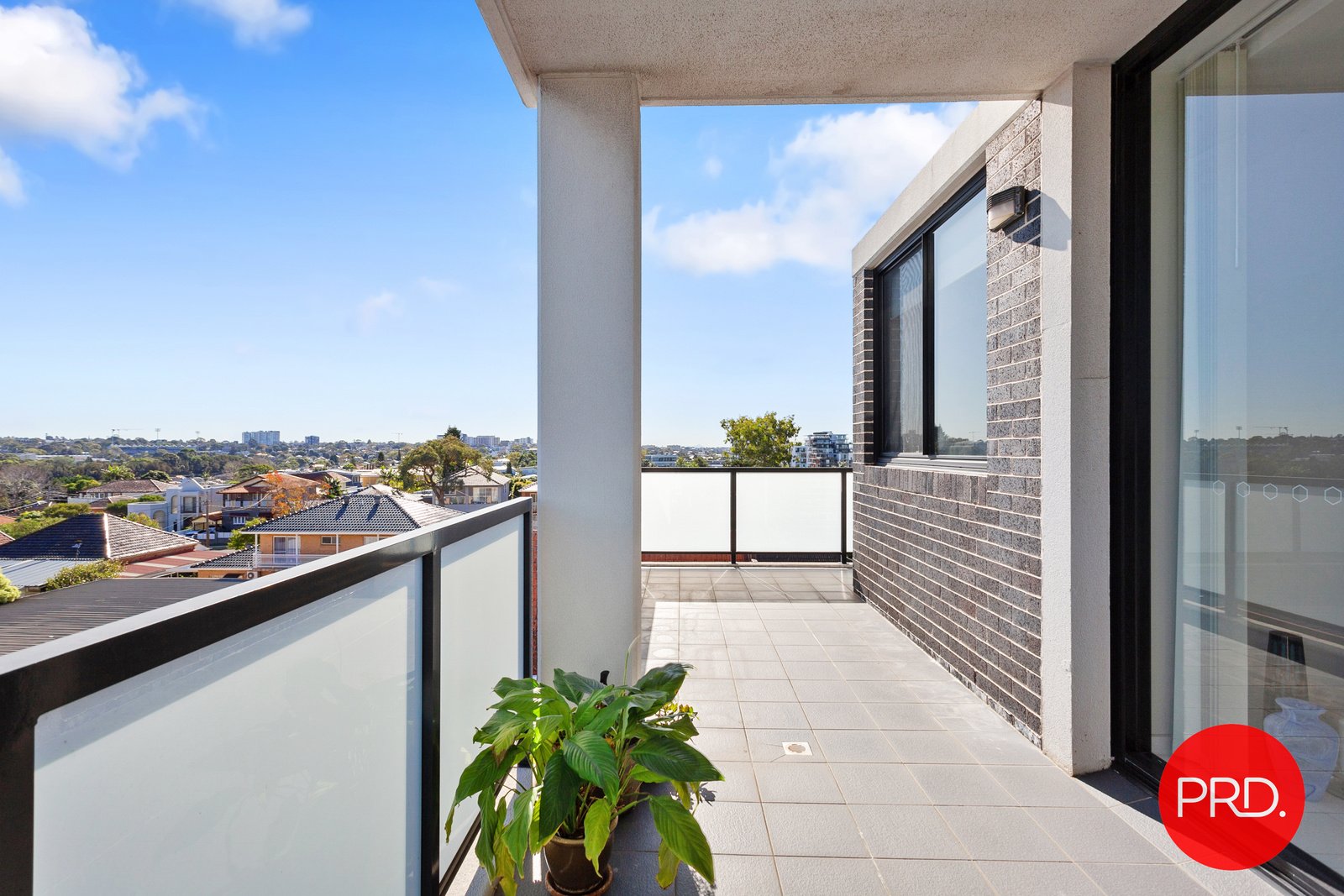 406/187 Rocky Point Road RAMSGATE 4