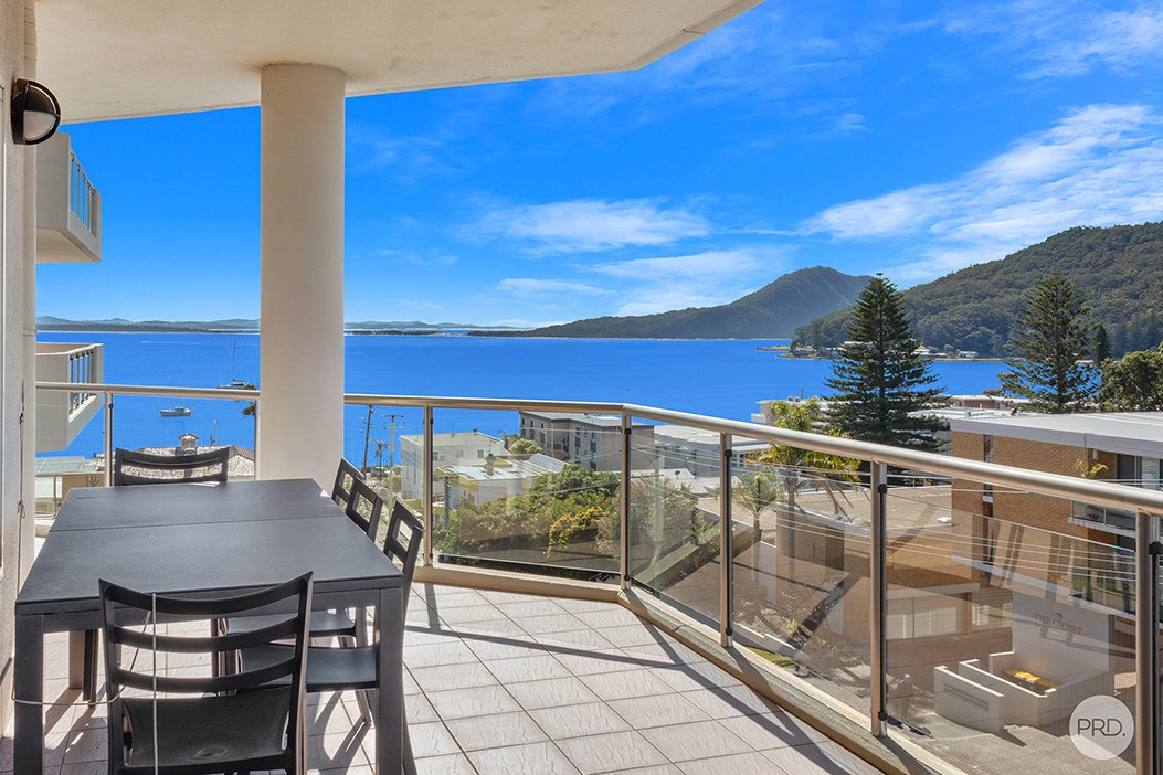 406/2 Messines Street SHOAL BAY 1