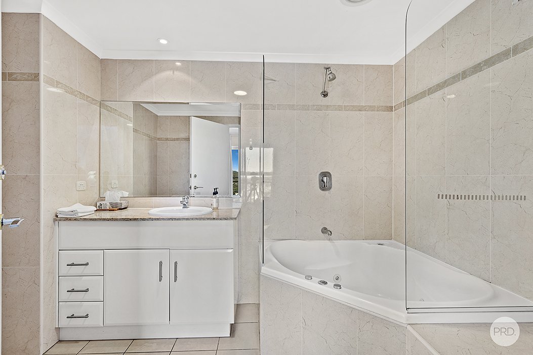 406/2 Messines Street SHOAL BAY 16