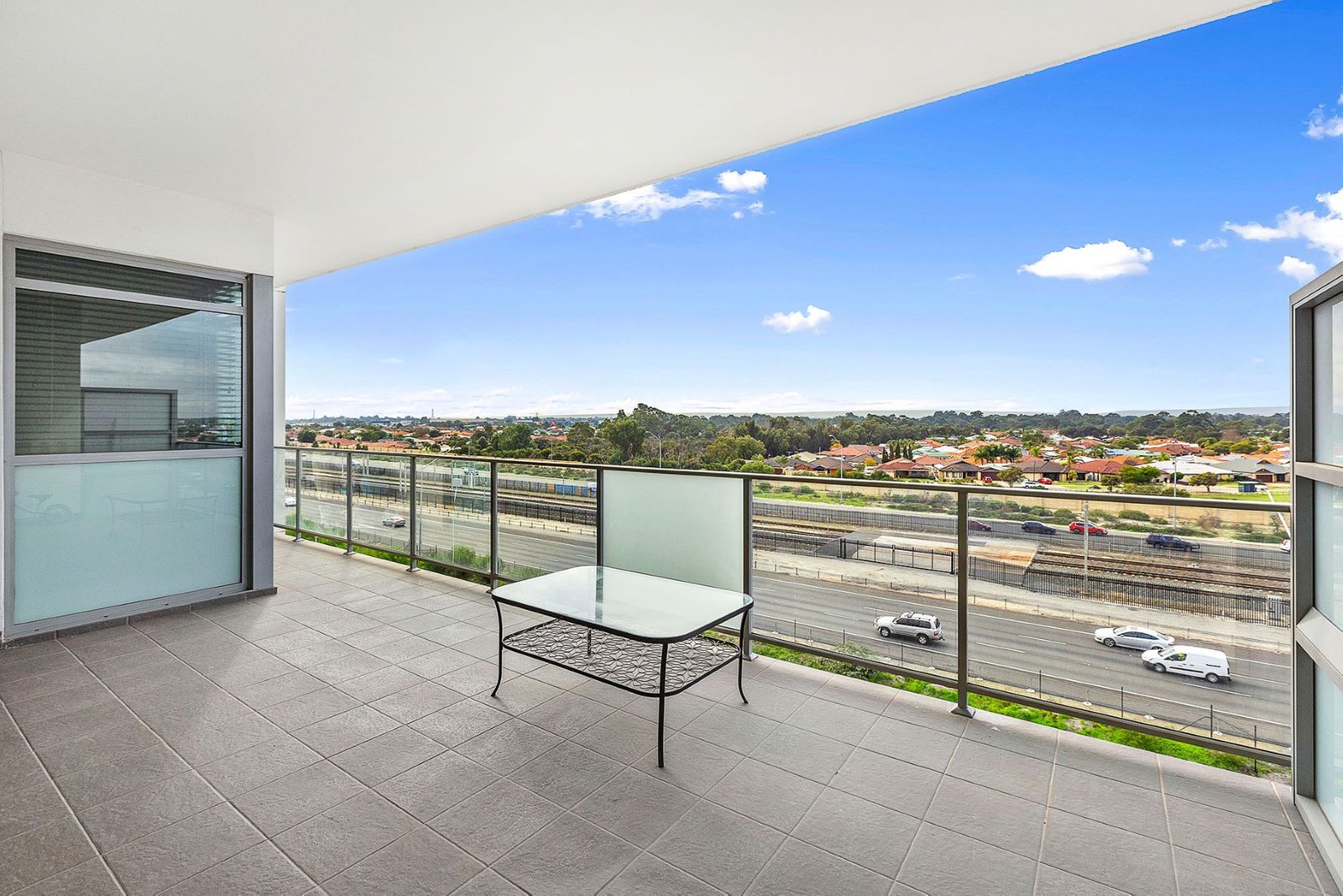 406/25 Malata Crescent SUCCESS WA 6164