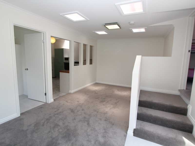 407 Ligar Street SOLDIERS HILL 6