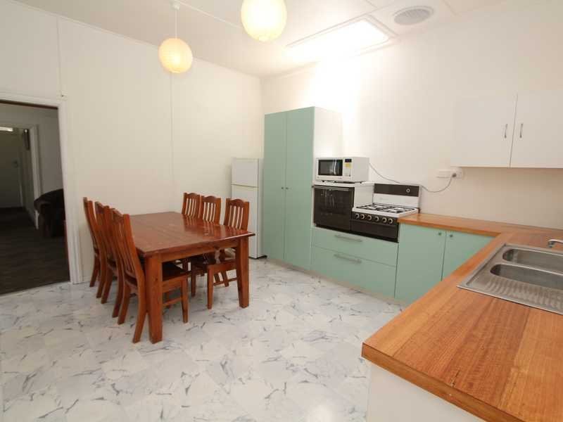 407 Ligar Street SOLDIERS HILL 3