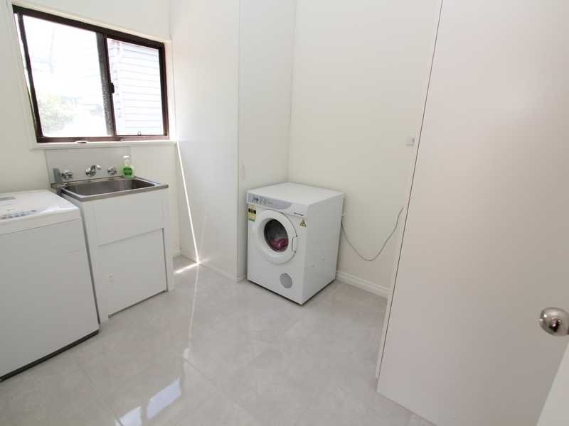 407 Ligar Street SOLDIERS HILL 11