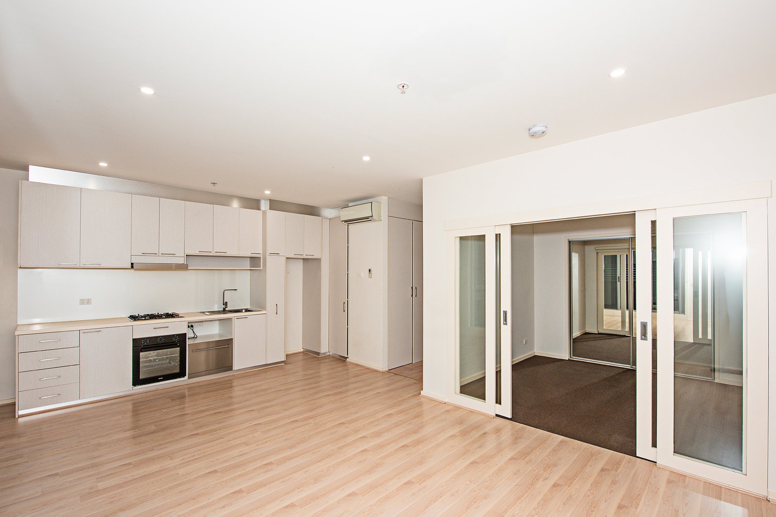 Gallery: 407/185-187 Boundary Road