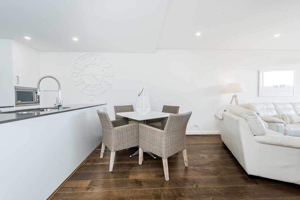 407/4-8 Bullecourt Street SHOAL BAY 6