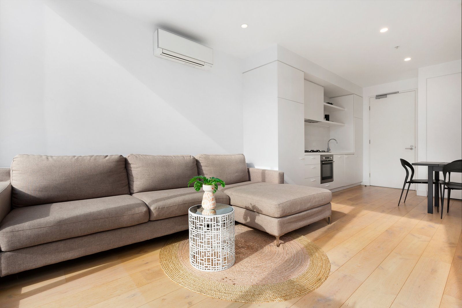 Gallery: 407/427 Hampton Street