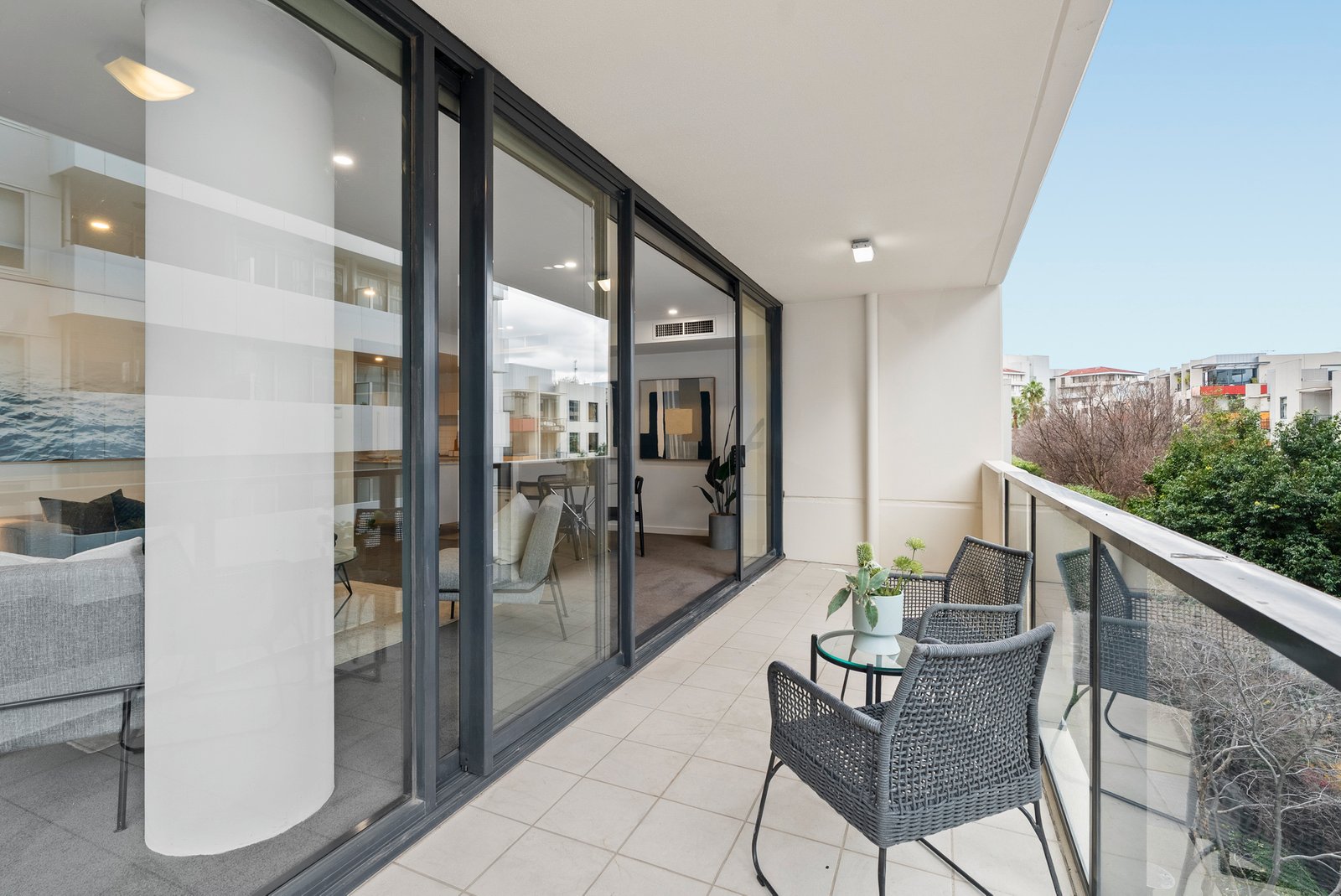 Gallery: 407/700 Chapel Street